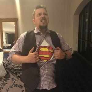 Meet your Posher, Dustin